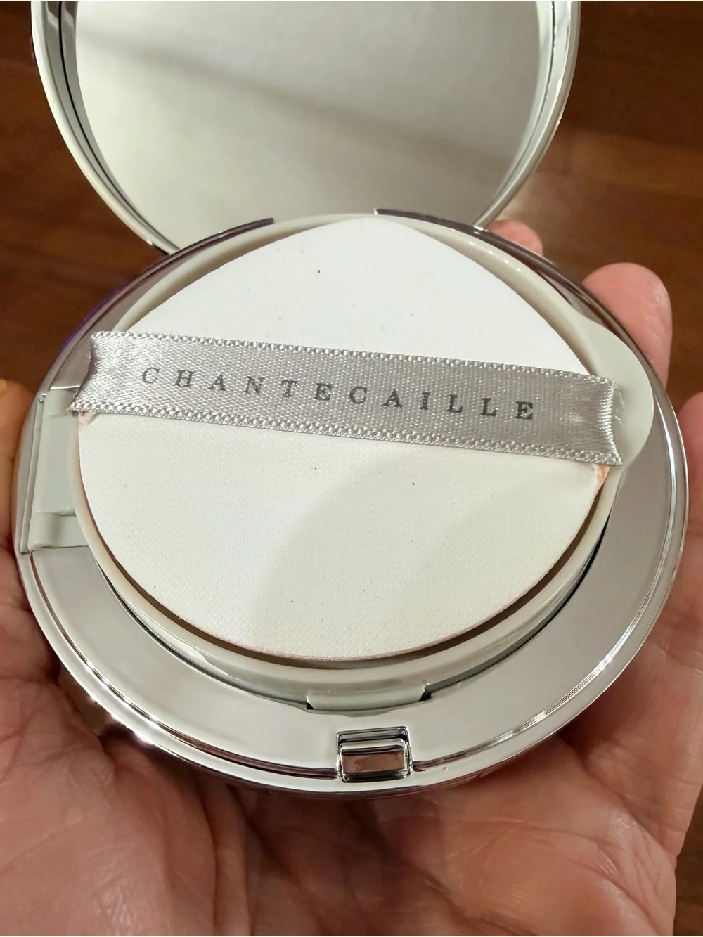 Chantecaille Future Skin Cushion Foundation- Aura
